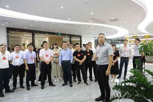 热烈欢迎广东省人大常委会2023年全国人大代表一行莅临开云足球（中国）官方网站集